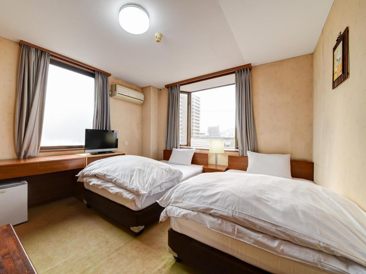Green Business Hotel Fukuyama Ngoại thất bức ảnh